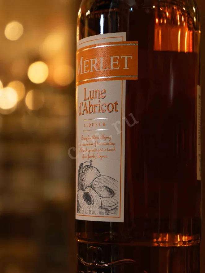 В магазине Крю Профи Merlet Lune d'Abricot 0.7 л