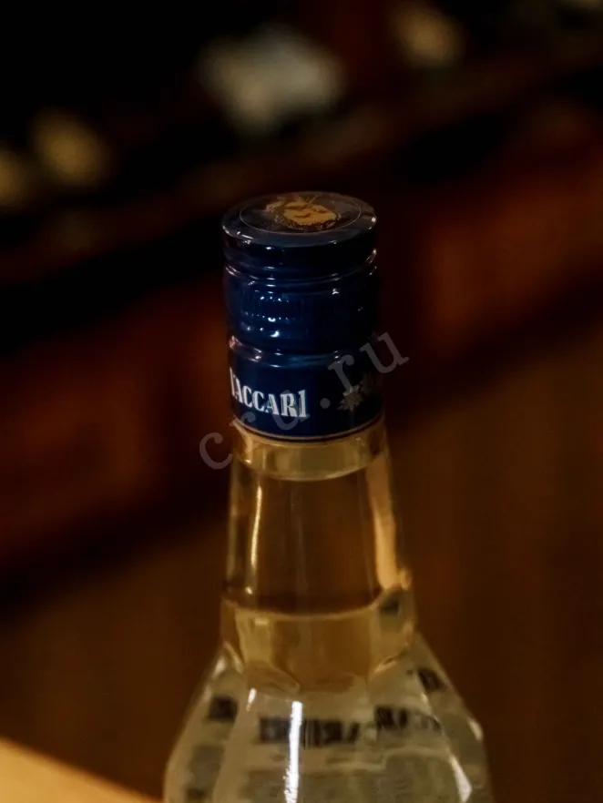 Пробка Vaccari Triple Anis Sambuca 0.7 л