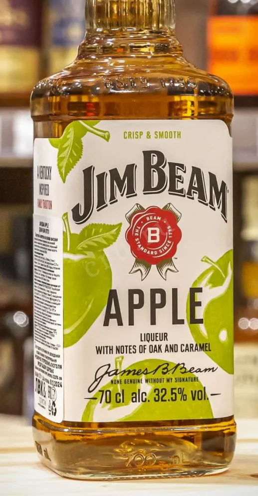 В магазине Крю Профи Jim Beam Apple 0.7 л