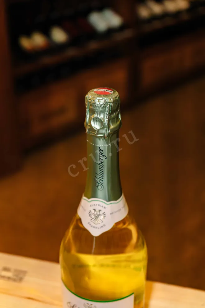 Пробка Schlumberger Gruner Veltliner Brut Klassik 2021 0.75 л
