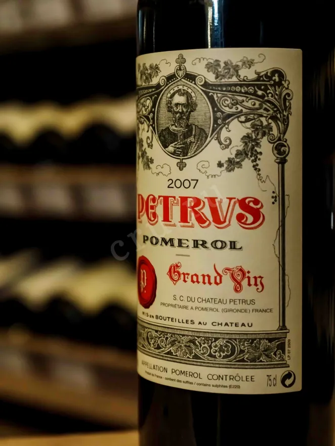В магазине Крю Профи Chateau Petrus Pomerol 2007 0.75 л