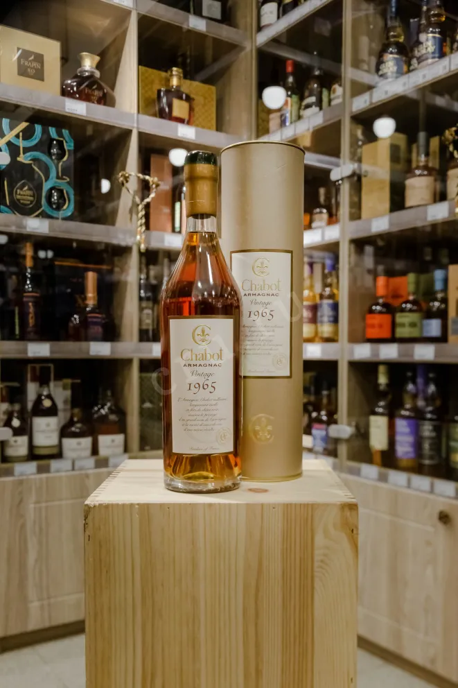 В магазине Крю Профи Chabot 1965 0.7 л