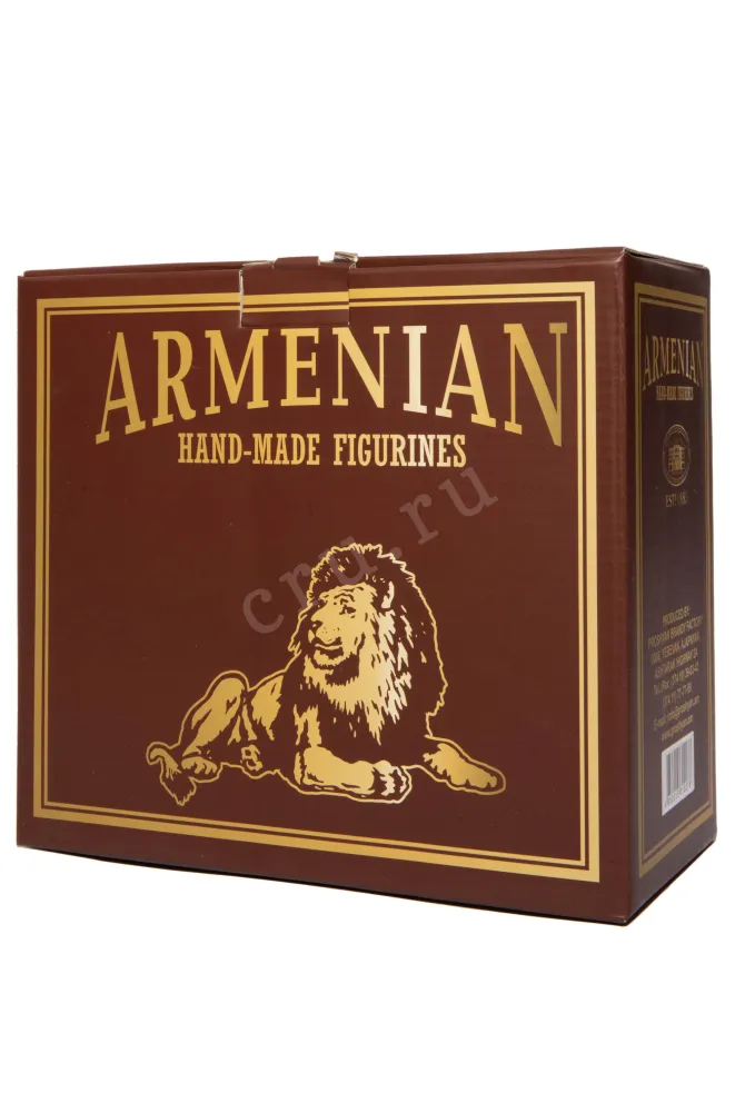Подарочная коробка Proshyan Lion 5 years in gift box 2017 0.5 л