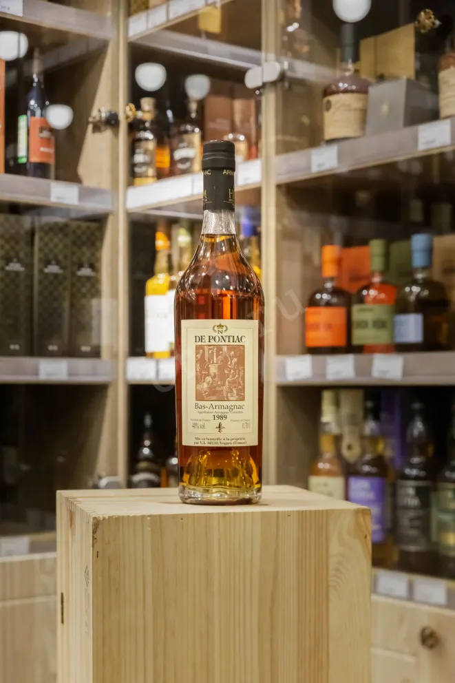 В магазине Крю Профи Bas-Armagnac De Pontiac wooden box 1989 0.7 л