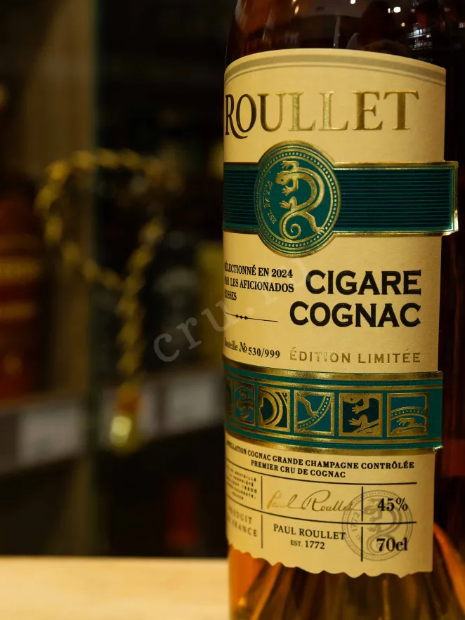 В магазине Крю Профи Roullet Cigare Grand Champagne in tube 0.7 л