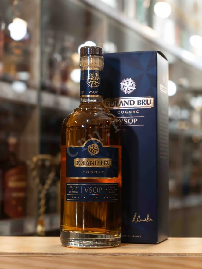 В магазине Крю Профи Roland Bru VSOP in gift box 0.7 л
