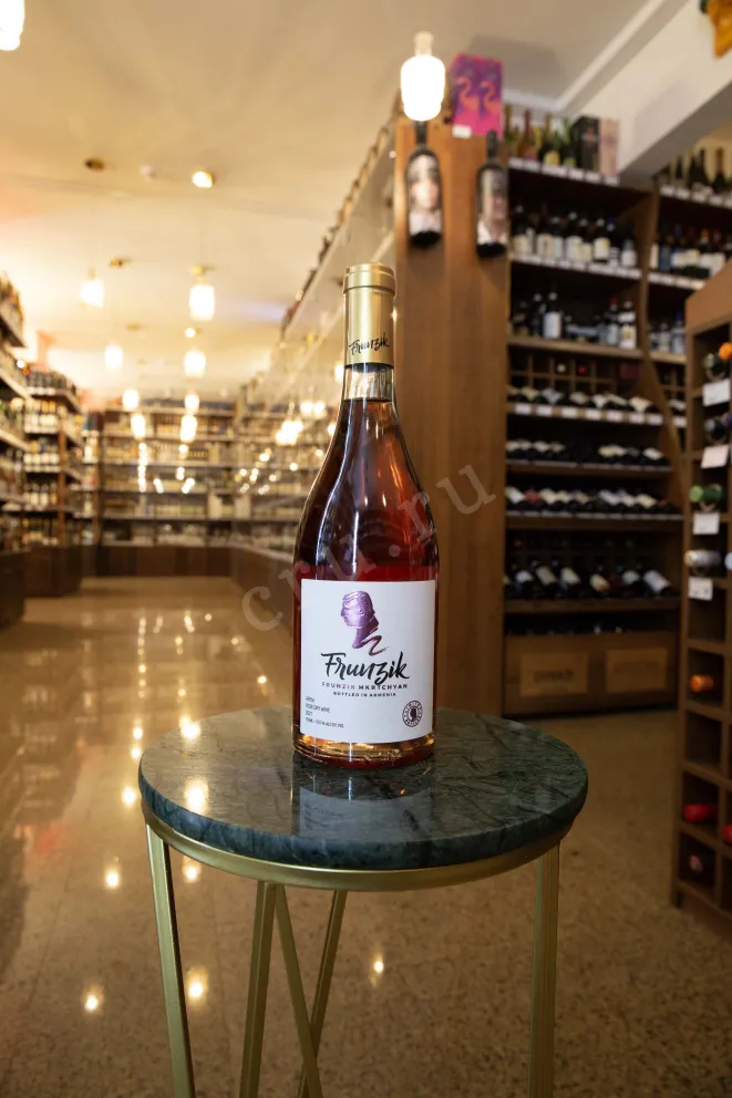 В магазине Крю Профи Frunzik Rose Dry 2021 0.75 л