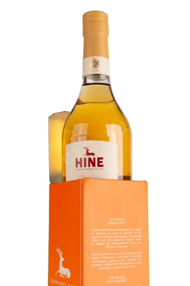 В подарочной коробке Domaines Hine Bonneuil 2012 0.7 л