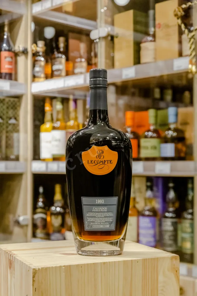 В магазине Крю Профи Lecompte 1993 0.7 л