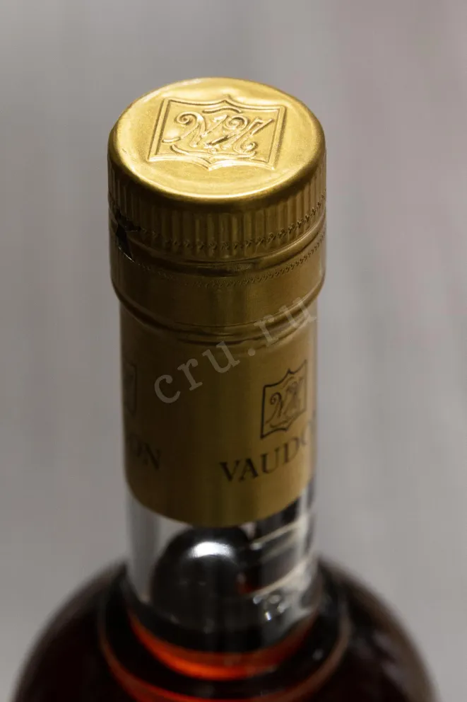 Пробка Vaudon XO Fins Bois in box 0.7 л