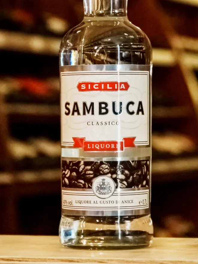 В магазине Крю Профи Sambuca Sicilia 0.7 л