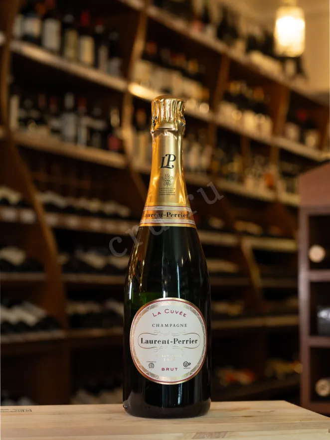 В магазине Крю Профи Laurent-Perrier La Cuvee gift box 2021 0.75 л
