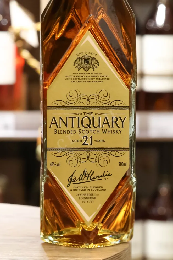 В магазине Крю Профи Antiquary 21 years in gift box 0.7 л