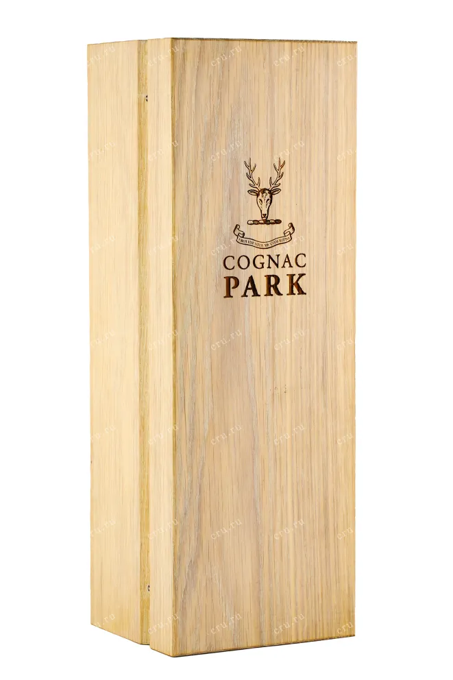 Коньяк Park 1977 0.7 л
