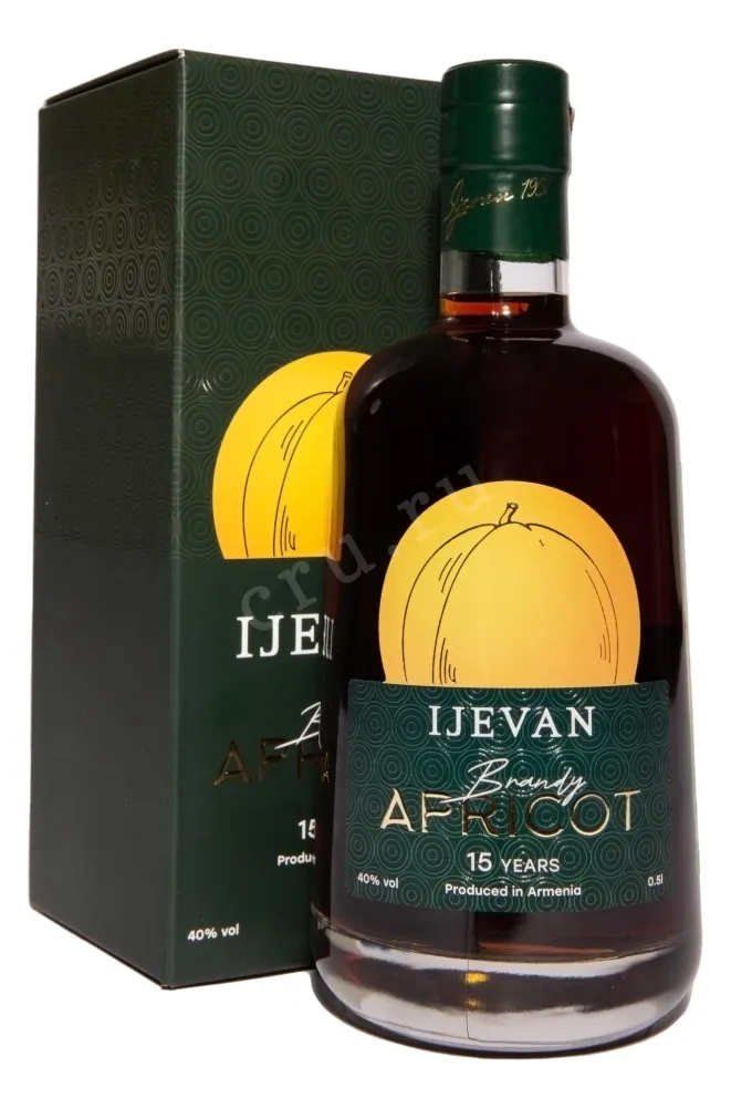 Коньяк Иджеван Абрикос 15 лет в подарочной упаковке  0.5 л