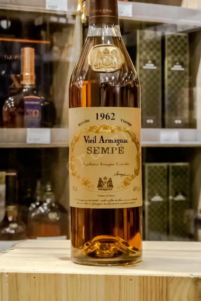 В магазине Крю Профи Sempe 1962 0.7 л