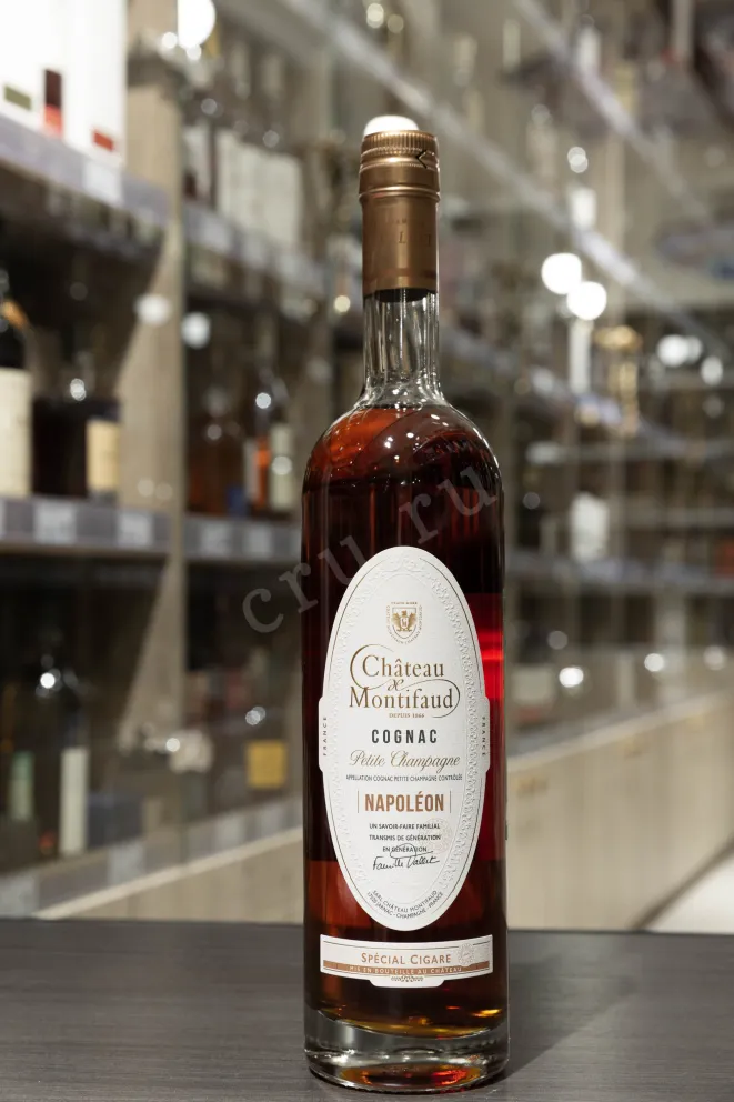 В магазине Крю Профи Chateau de Montifaud Napoleon Cigar in tube 0.7 л
