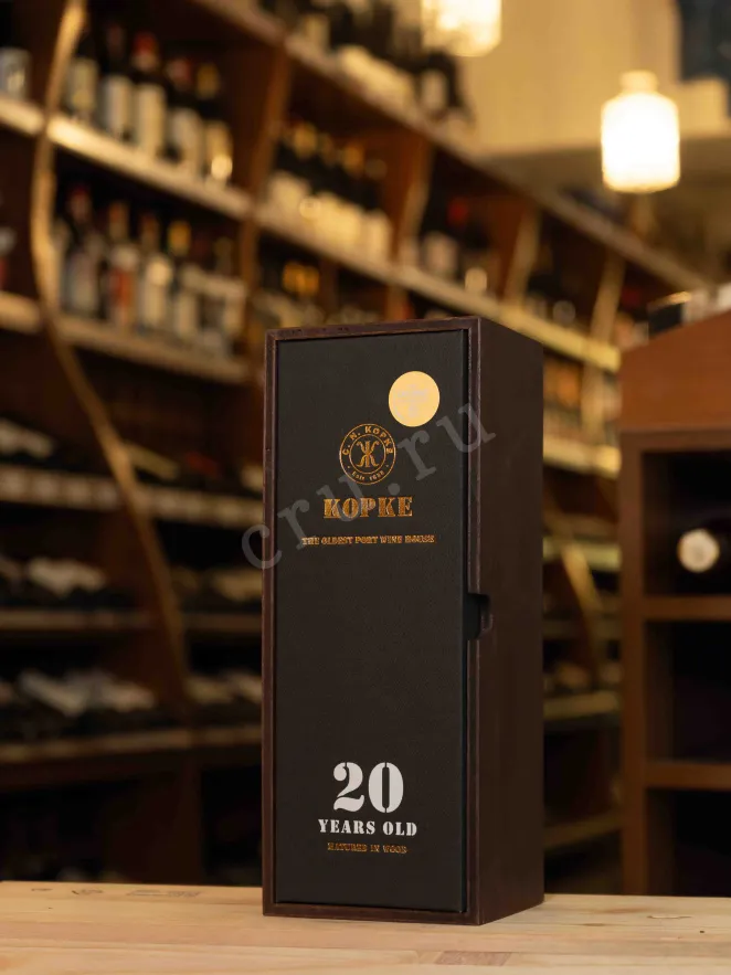 В магазине Крю Профи Kopke 20 years with gift box 2004 0.75 л