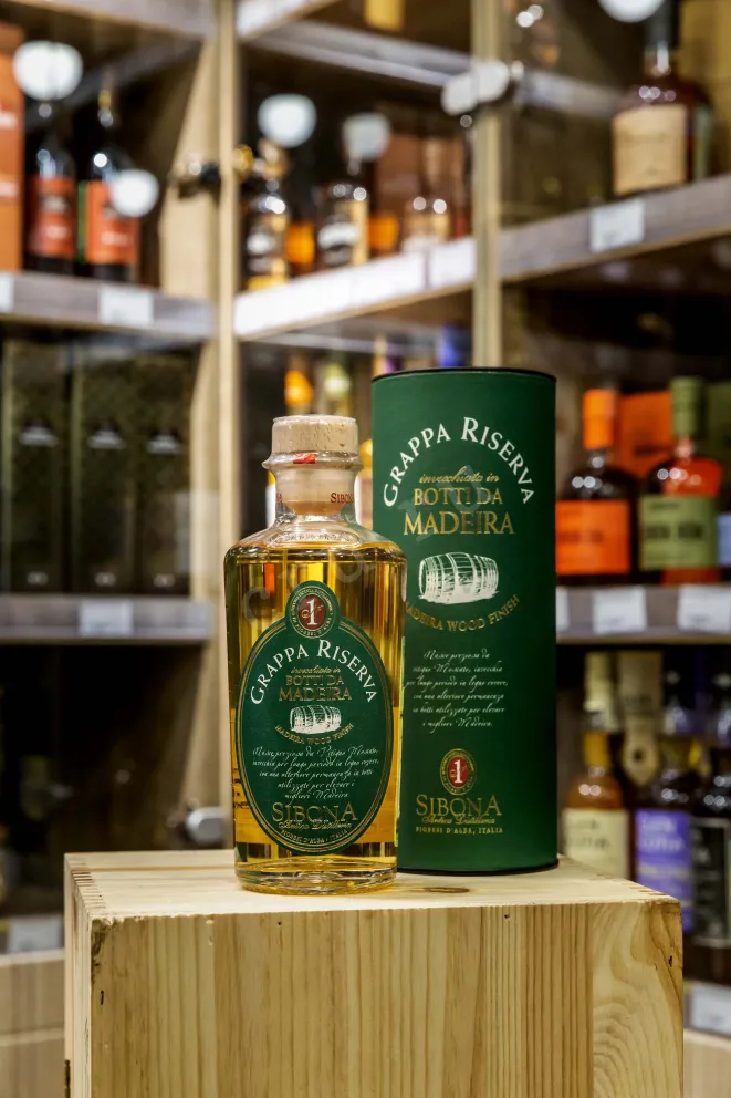 В магазине Крю Профи Sibona Madeira Wood Finish 0.5 л