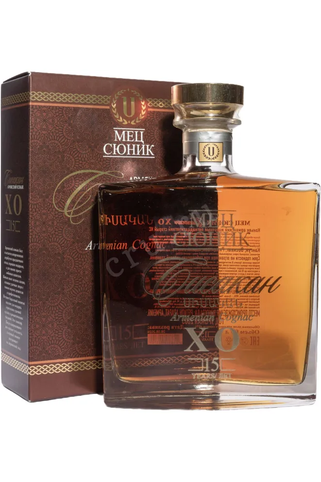 Коньяк Мец Сюник Сисакан ХО 15 лет в подарочной упаковке  0.7 л