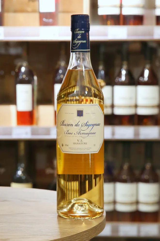 В магазине Крю Профи Baron de Sigognac VS Signature 0.7 л