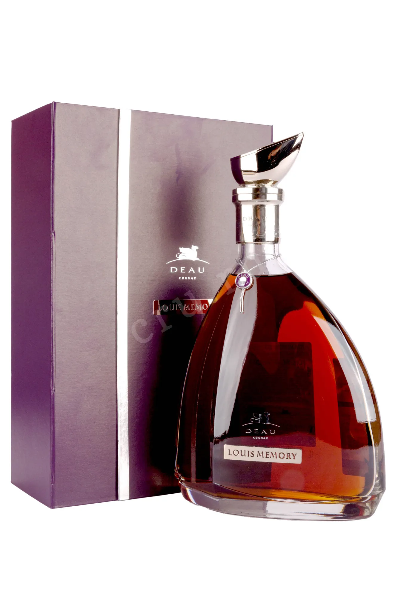 Фото — Коньяк Deau Louis Memory gift box  1 л