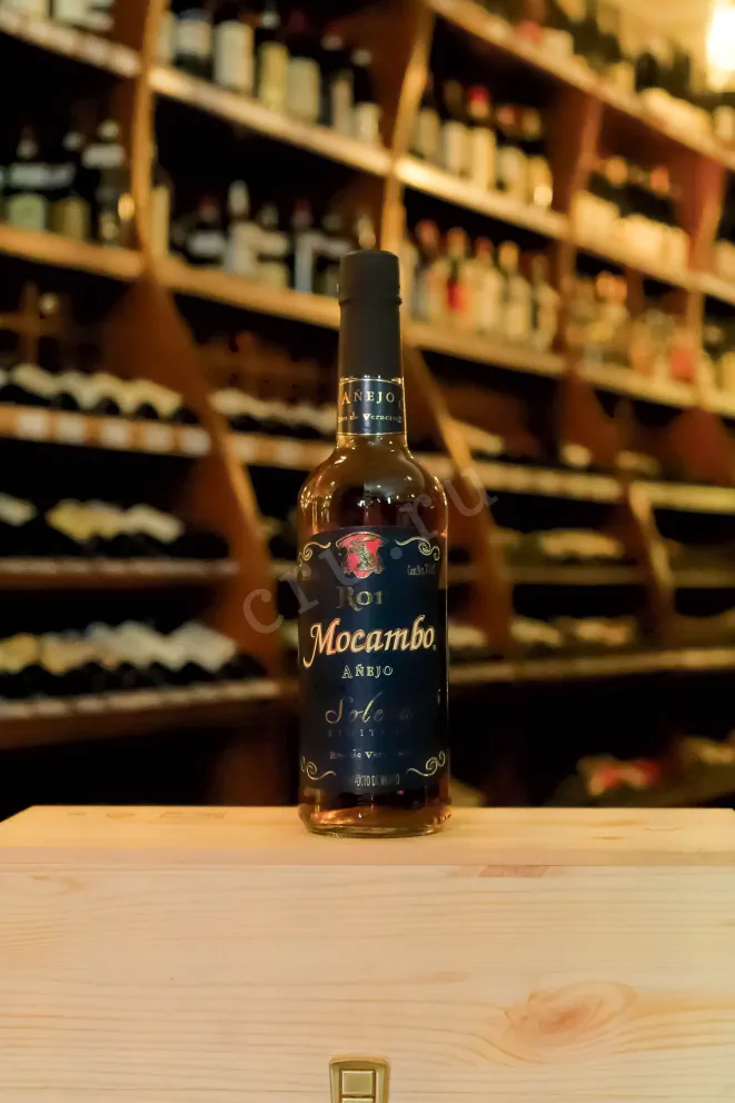 В магазине Крю Профи Mocambo Anejo 0.75 л
