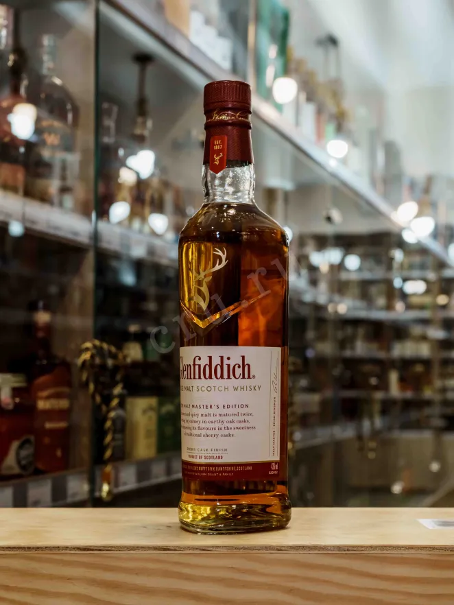 В магазине Крю Профи Glenfiddich Malt Master Edition 0.7 л