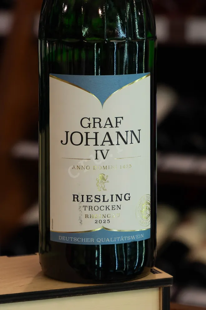 В магазине Крю Профи Graf Johann IV Riesling Trocken Rheingau 2025 0.75 л