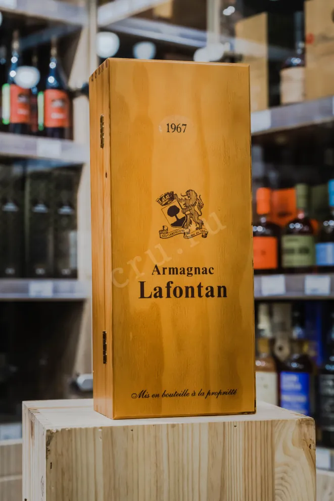 В магазине Крю Профи Lafontan 1967 0.7 л