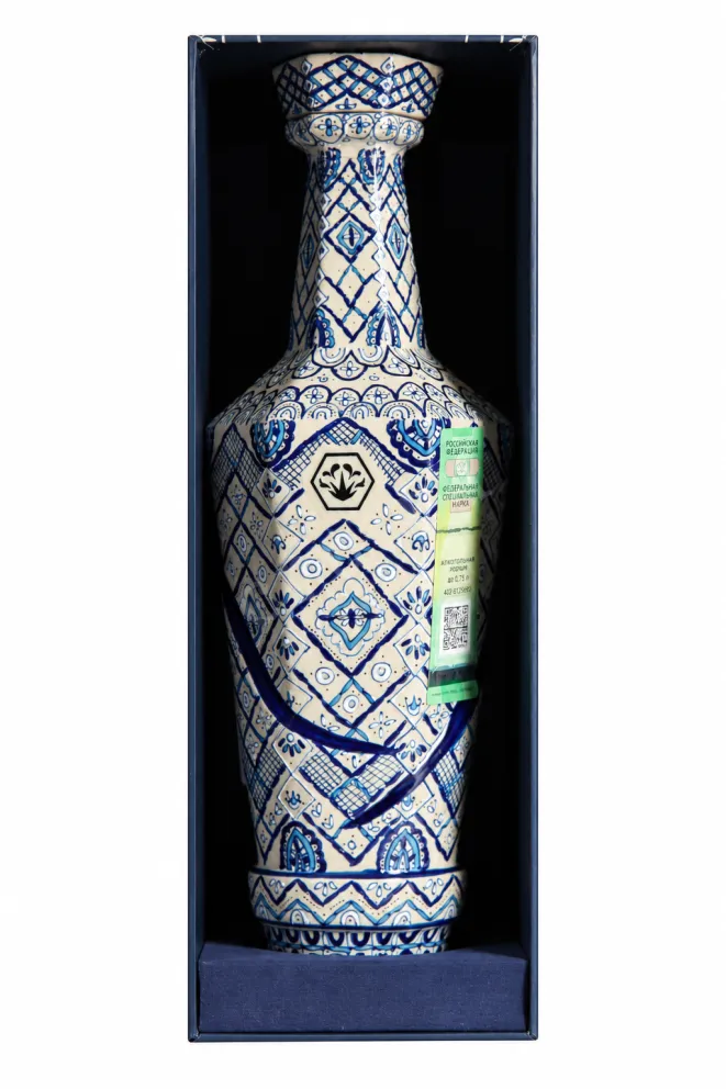 В подарочной коробке Barajas Reserva Especial Extra Anejo in gift box 0.7 л
