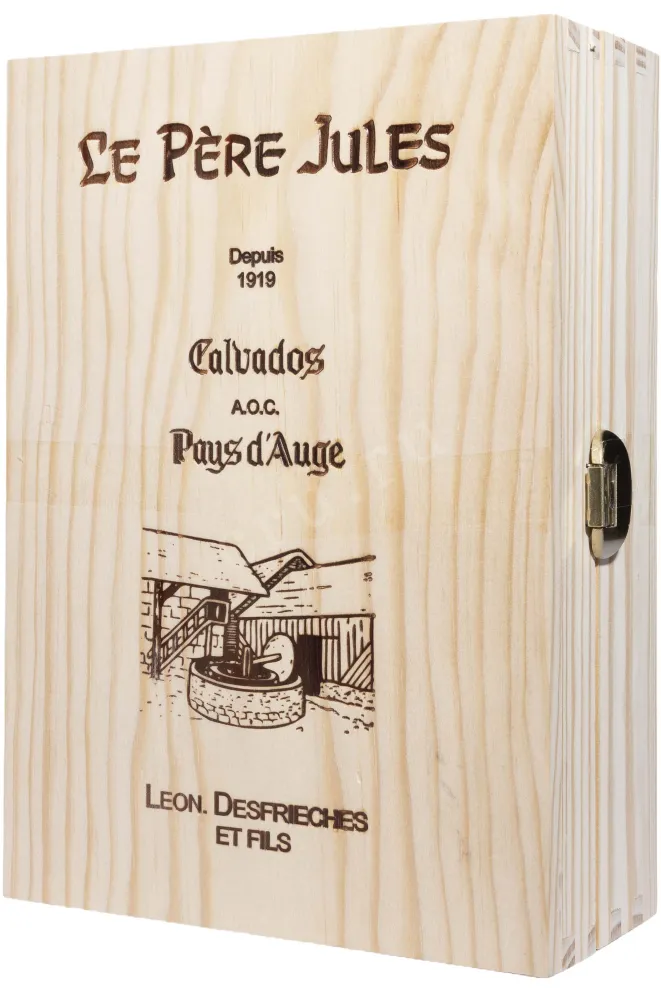 Деревянная коробка Le Pere Jules Pays d'Auge 20 ans in wooden box 0.7 л