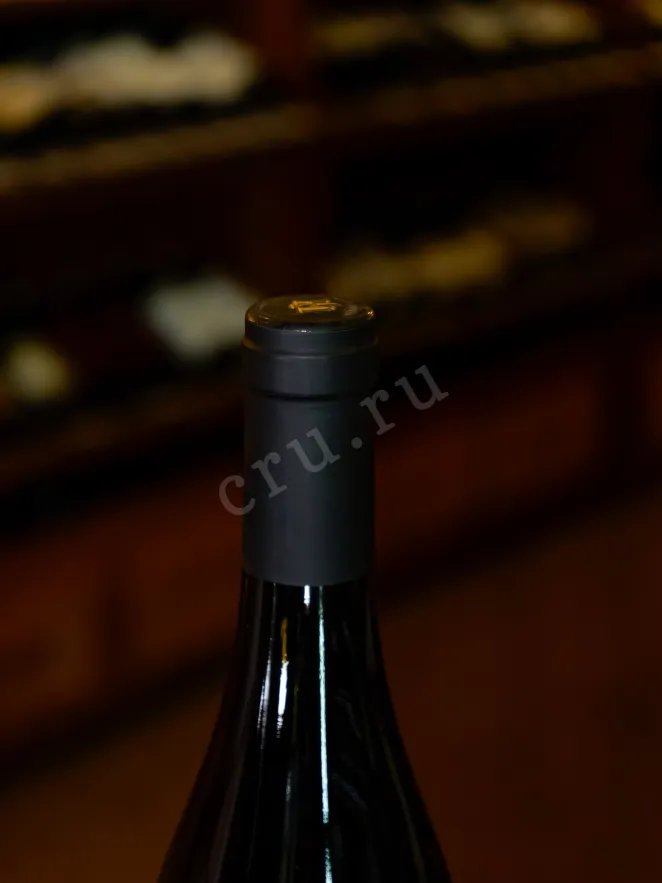 Пробка J.Hofstatter Meczan Pinot Nero Vigneti delle Dolomiti IGT 2020 0.75 л