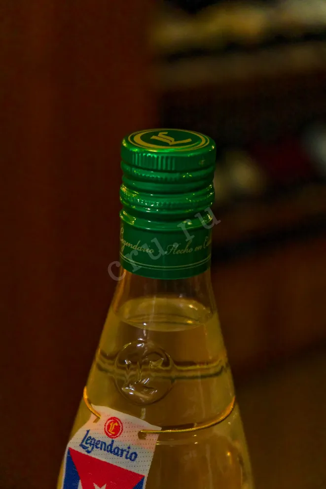 Пробка Legendario Aguardiente de Cana Natural 0.7 л
