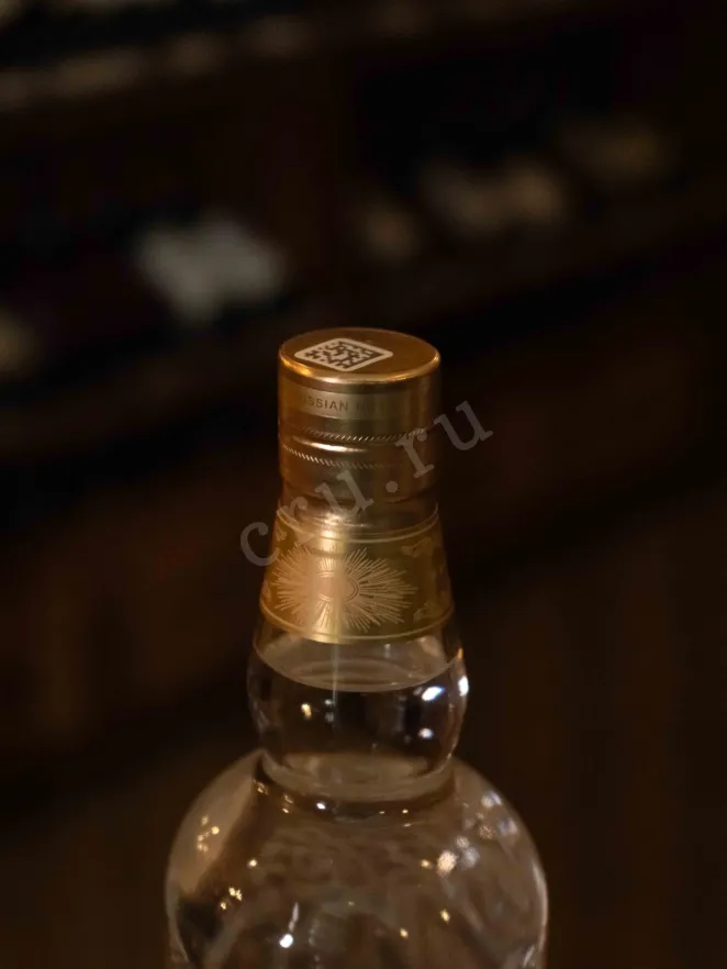 Пробка Romanov in gift box with a Lafitnik shot glass 0.7 л