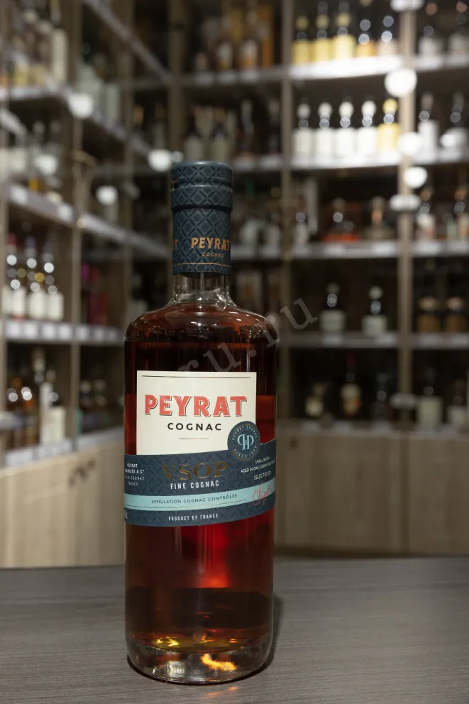 В магазине Крю Профи Peyrat VSOP 4 YO 0.7 л