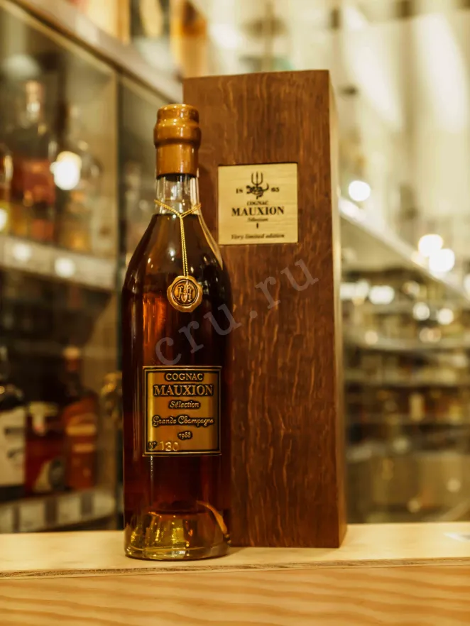 В магазине Крю Профи Mauxion Selection Grand Champagne 1988 0.7 л