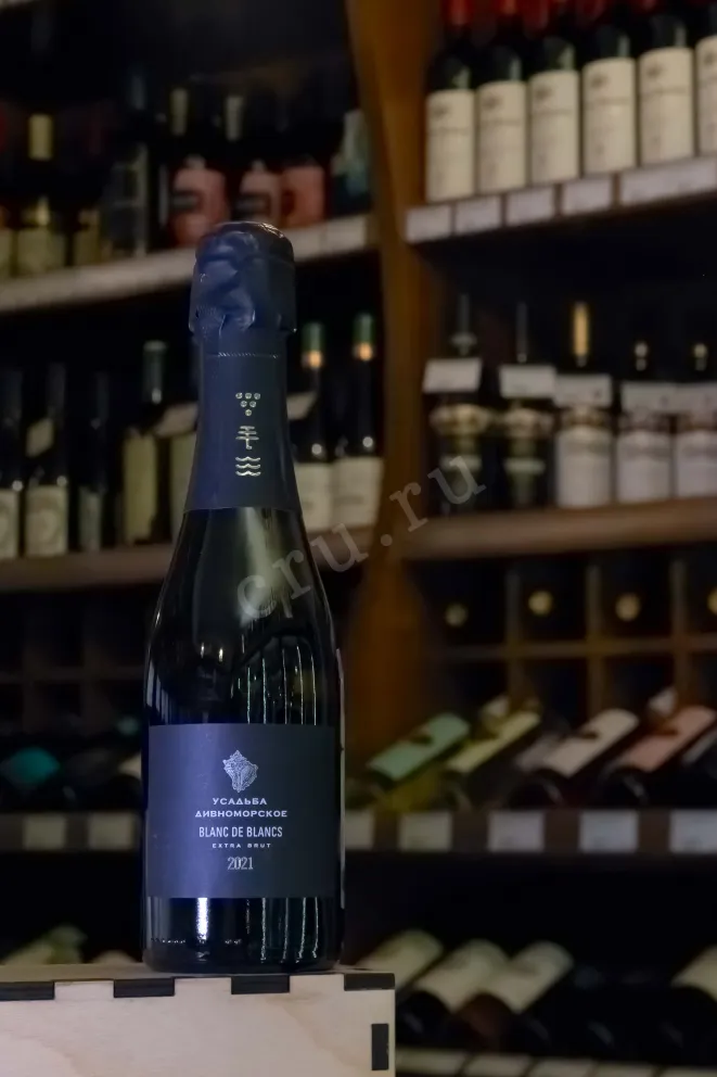 В магазине Крю Профи Usadba Divnomorskoe Blanc de Blanc 2021 0.375 л
