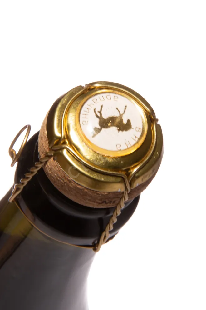 Пробка Arpachino Inohodec Sibirkovyi Extra Brut 2022 0.75 л