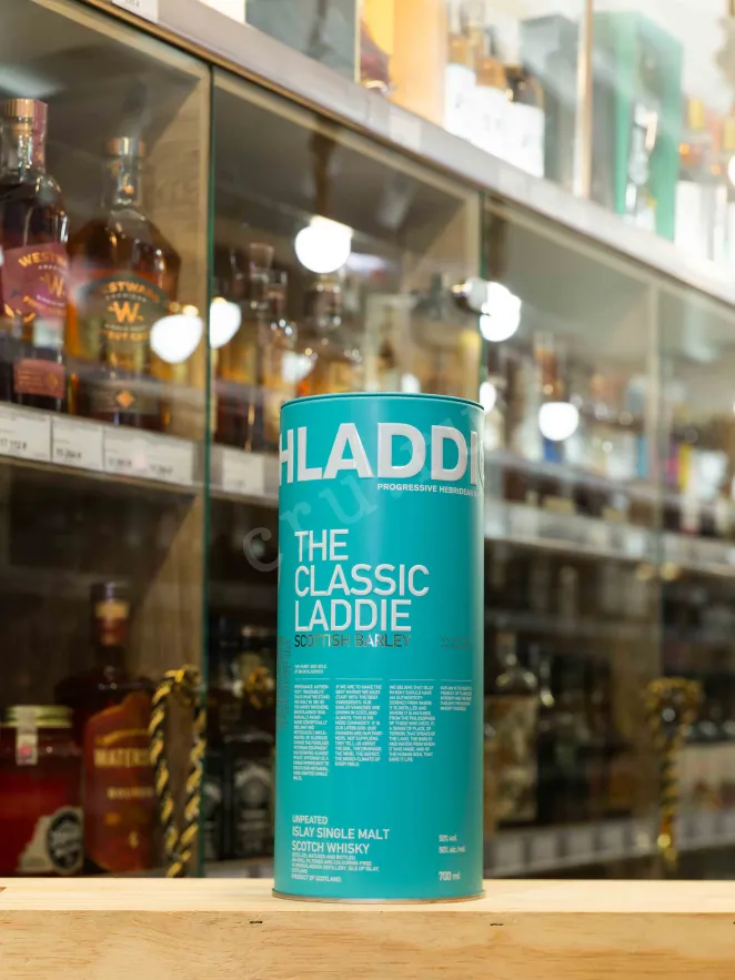 В магазине Крю Профи Bruichladdich Classic Laddie Scottish Barley in tube 0.7 л