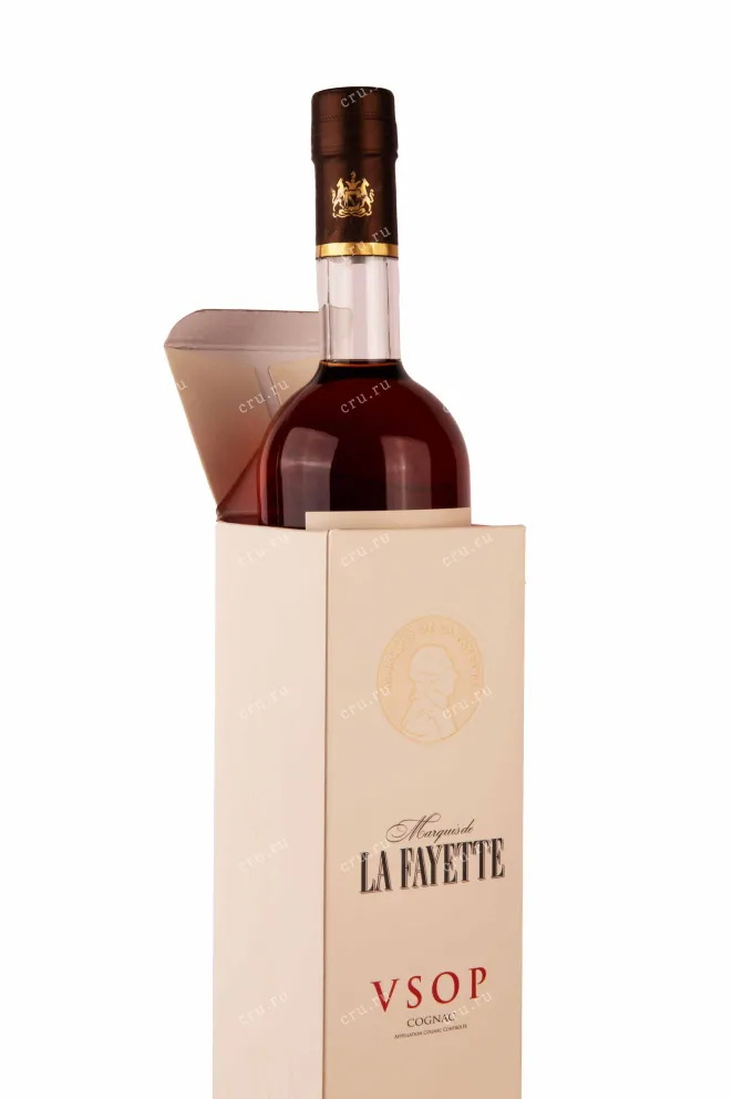 В подарочной коробке Marquis de La Fayette VSOP gift box 2013 0.7 л