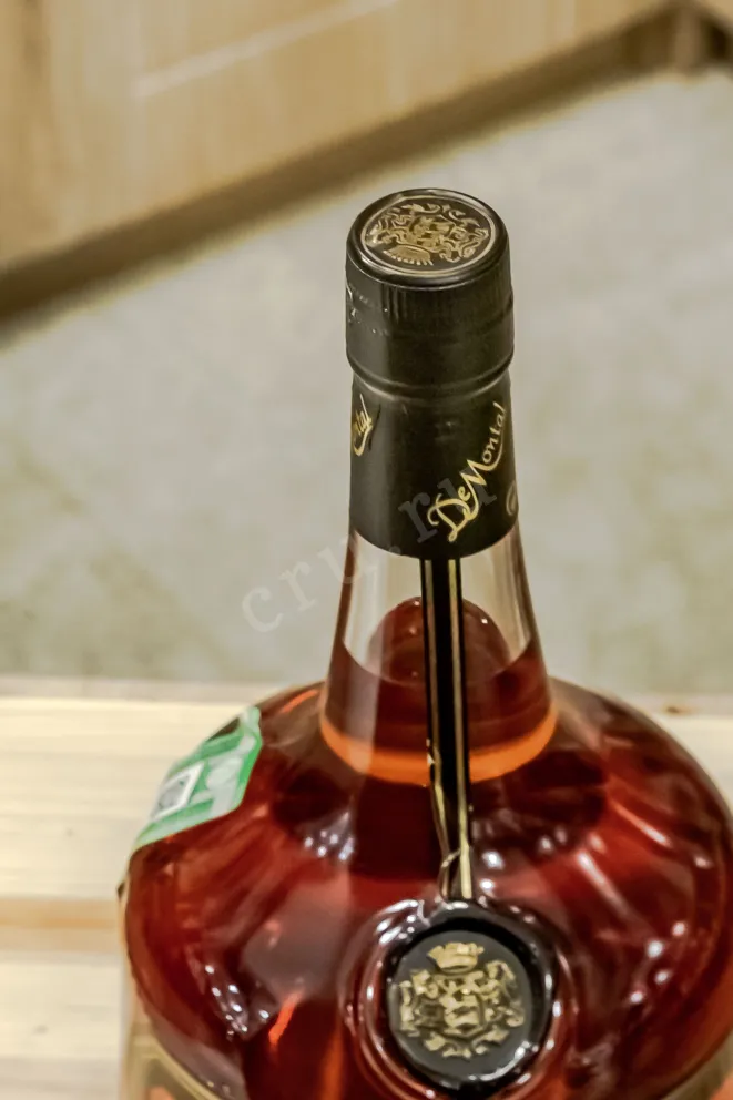 Пробка De Montal VS 0.7 л