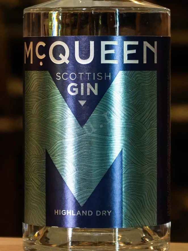 В магазине Крю Профи McQueen Highland Dry 0.7 л