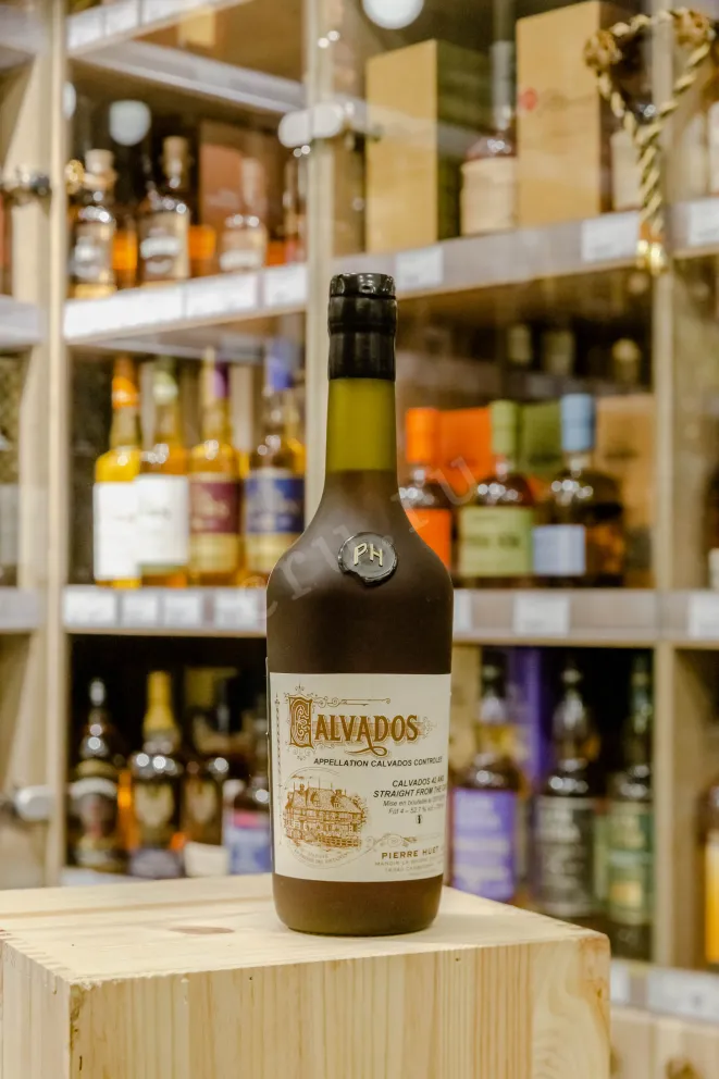 В магазине Крю Профи Pierre Huet 42 years 0.7 л