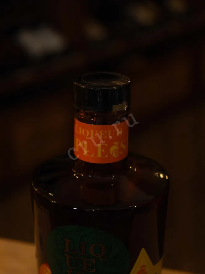 Пробка Celebrity Triple Sec Strong 0.5 л