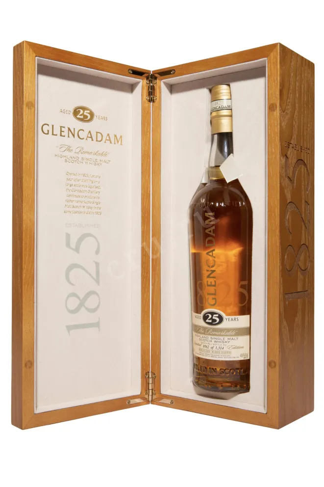 В деревянной коробке Glencadam Limited Edition Highland Single Malt 25 years in wooden box 0.7 л