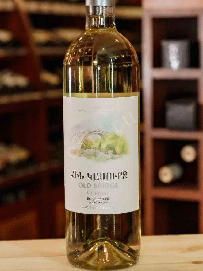 В магазине Крю Профи Old Bridge Voskehat 2019 2019 0.75 л