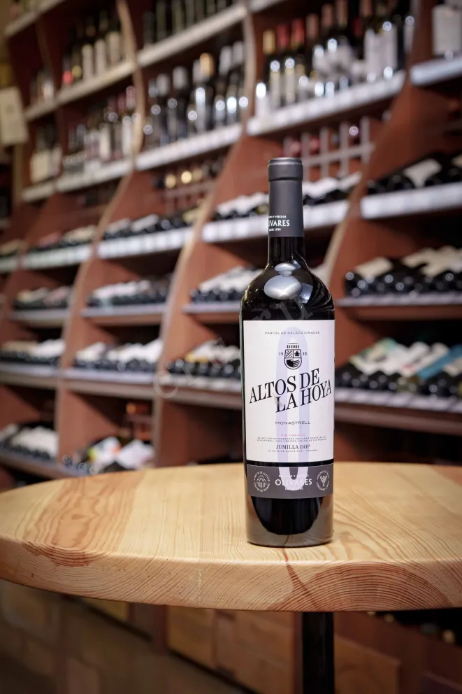 В магазине Крю Профи Olivares Altos de la Hoya Monastrell Pie Franco 2020 0.75 л