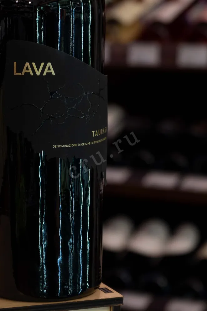 В магазине Крю Профи Terre del Vulcano Lava Taurasi DOCG 2016 0.75 л