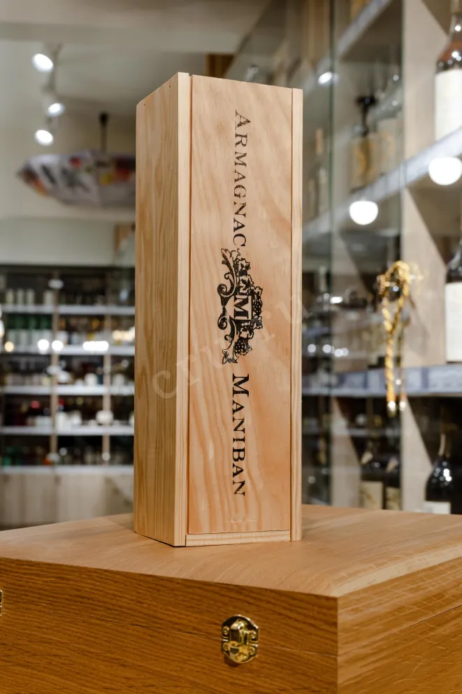 В магазине Крю Профи Maniban 1960 0.7 л